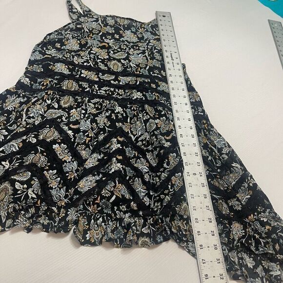 Intimately Free People Black Paisley Lace Trapeze Ruffle Swing Tank Top Size Sma - Picture 6 of 6